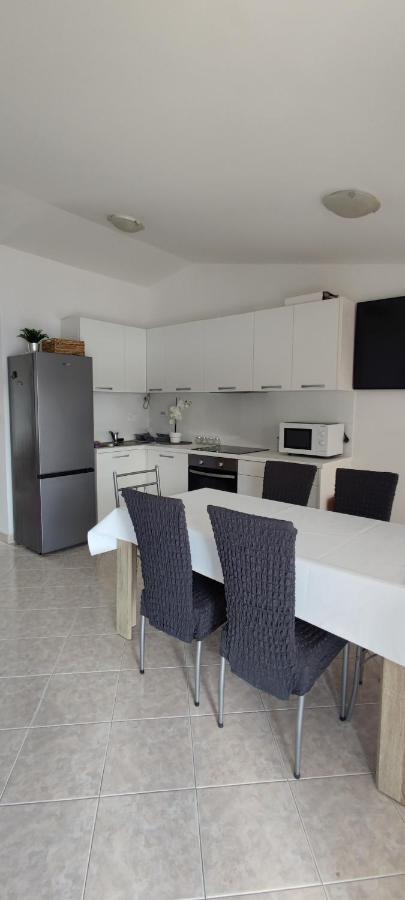 Apartman Mila Marina Dış mekan fotoğraf
